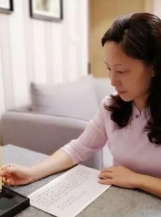 学习书法可以培养能力 更能深入了解中华民族的文化